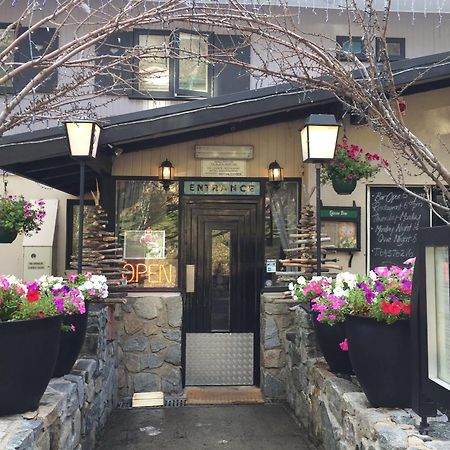 Black Bear Inn Thredbo Luaran gambar